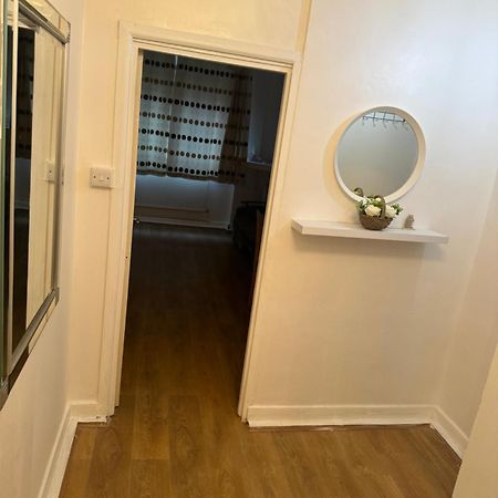 One Bedroom Apartment In Tower Bridge Road لندن المظهر الخارجي الصورة